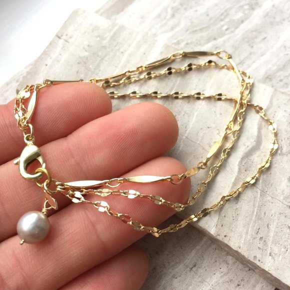 Three gold chains Bracelet w/ Pearl Dangle - Picture 4 of 5